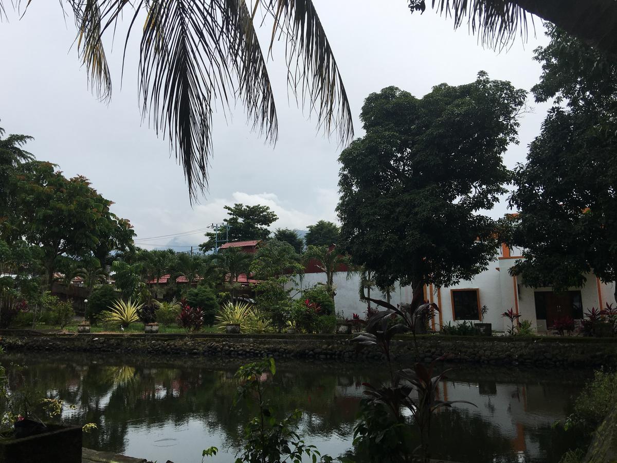 Tamasya Garden Hotel Kotamobagu Bagian luar foto